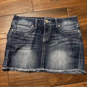 Wrangler Denim Jean Mini Skirt 6 Leather Patch Back Pocket 25.5” Waist‎